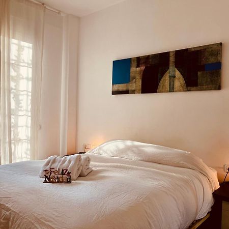 Apartament Enric Granados 17 Barcelona Zewnętrze zdjęcie