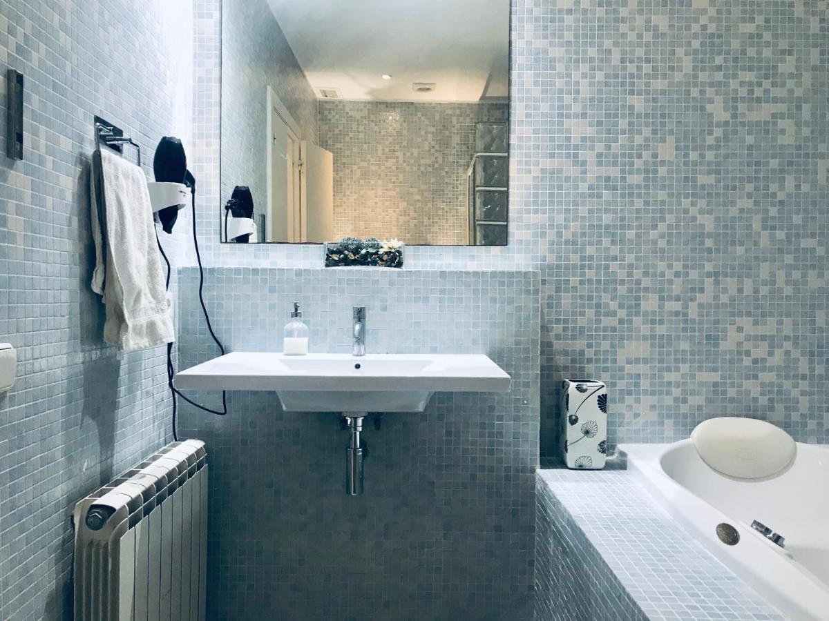 Apartament Enric Granados 17 Barcelona Zewnętrze zdjęcie